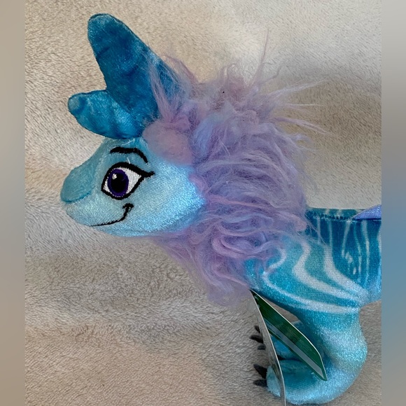 Disney Toys Nwt Disney Raya And The Last Dragon 3 Inch Sisu Dragon